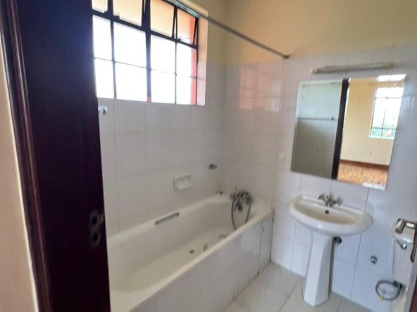 3 Bedroom Apartment Plus DSQ For rent with swimming pool, kids playing area, and borehole. Rent Per month : Ksh 90000