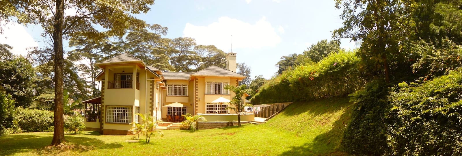4 Bedroom Mansion For Sale in Kitisuru. Has all the bedroom ensuite, borehole Water Supply, 5KV Inverter with 10 Batteries. Asking: 325M Musilli Homes