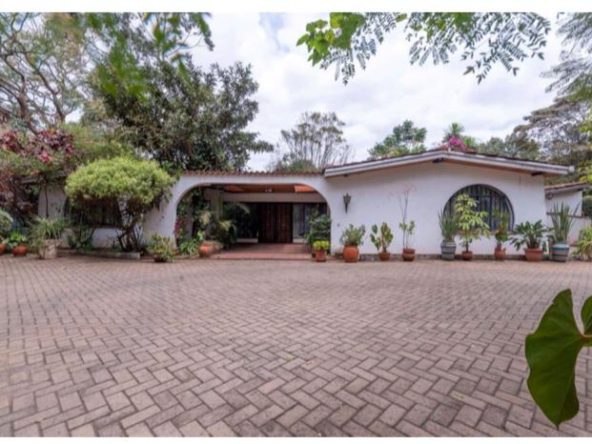 4 Bedroom All En-suite For Sale in Muthaiga in 1 Acre Land has a Scenic Tree Views. Located in the Karura Ave Area. For Sale. 235M. Musilli Homes