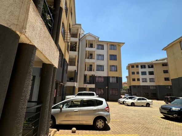 Spacious 5 Bedroom Plus DSQ Apartment to let in Kileleshwa. With a swimming pool, playing area,Backup generator and Gym. Rent Price. 350K. Musilli Homes.
