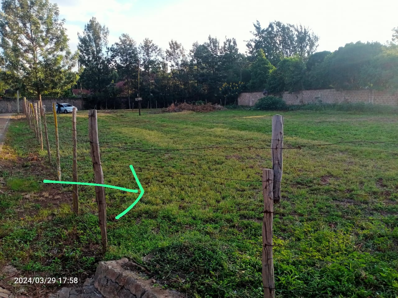 Rich 0.5 Acre Land For Sale in Safari Park. Situated in a Gated community, Red soil, Corner plot andTouching 2 roads. Asking Price. 45M. Musilli Homes.