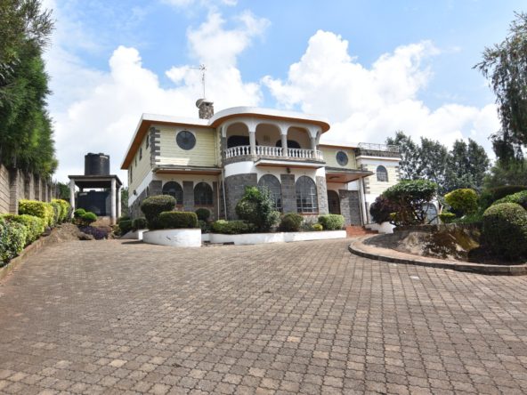 Spacious 7 Bedroom Mansion To Let in Ngong. Has a laundry area, store, cloakroom, DSQ, store, and gate house. Asking Price: 95 M. Musilli Homes.