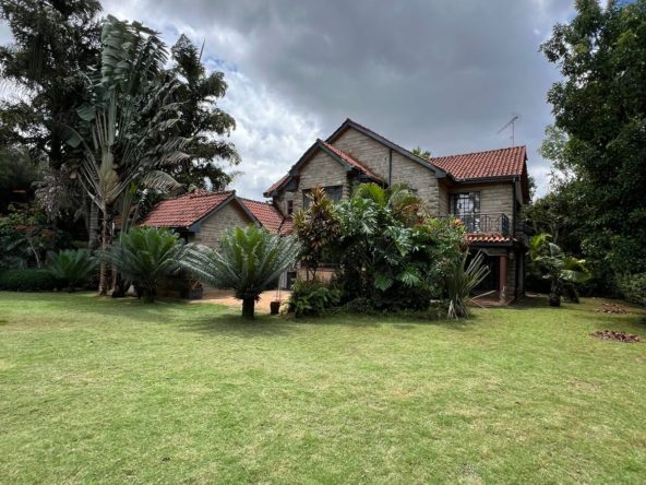 Spacious 4-bedroom villa with 2 SQs for sale in the leafy suburb of Karen, located in a gated community with ample parking. Asking price. 75 M. Musilli Homes.