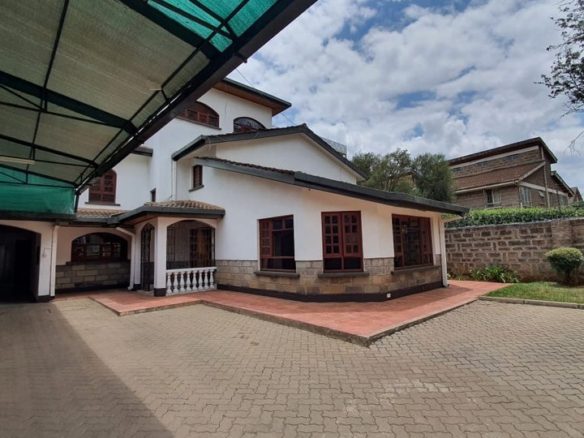 Spacious 5 Bedroom Townhouse To let in Kilimani, suitable for offices with 5 bedroom all ensuite. Asking Price: 320k. Musilli Homes.