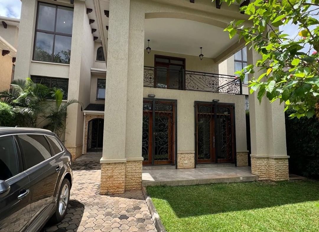 Spacious 5 Bedroom Villa with DSQ For Sale in Lavington. With modern finishing, a garden, and a closed-fitted kitchen. Asking price: 82M. Musilli Homes.