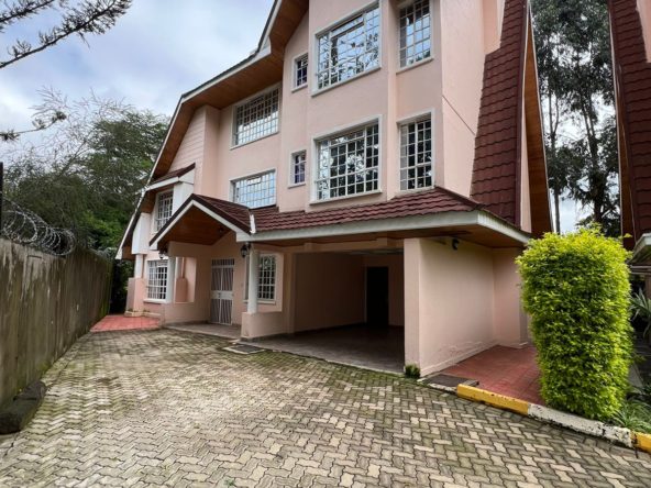 Spacious 5 Bedroom Townhouse Plus DSQ with all Bedroom en-suite, ample parking, and two TV rooms. Asking price. 60M. Musilli Homes