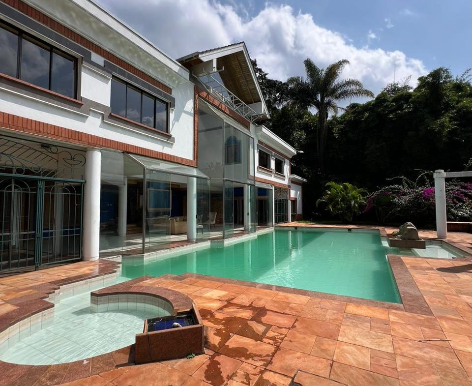 Spacious 4 Bedroom House Plus DSQ For Sale in Lower Kabete. Has all bedrooms ensuite, ample parking, garage and DSQ. Asking price. $1.8M. Musilli Homes.