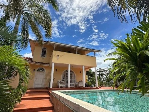 Modern 3 Bedroom Villa for Sale. Has a private compound, swimming pool, fully furnished, and 3 minute walk to the beach. Asking price: Ksh 50M.Musillihomes.