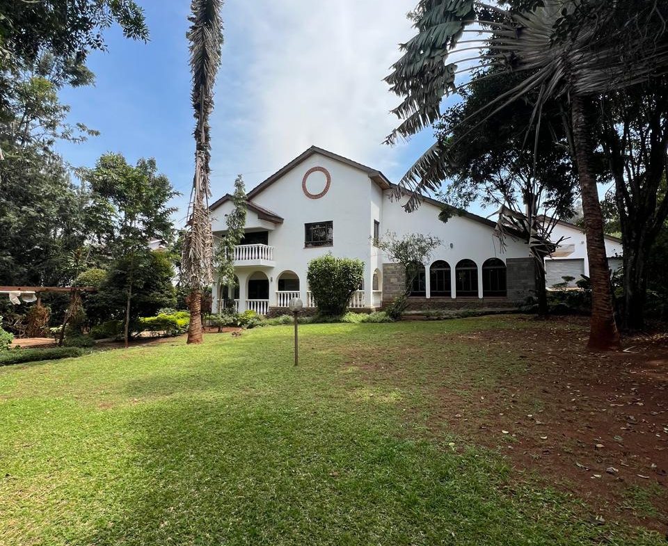 Spacious 5 Bedroom Villa For Sale in Runda, Situated on a generous 1/2 acre plot, has a garden and modern finishing: Asking price: 85M. Musilli Homes.