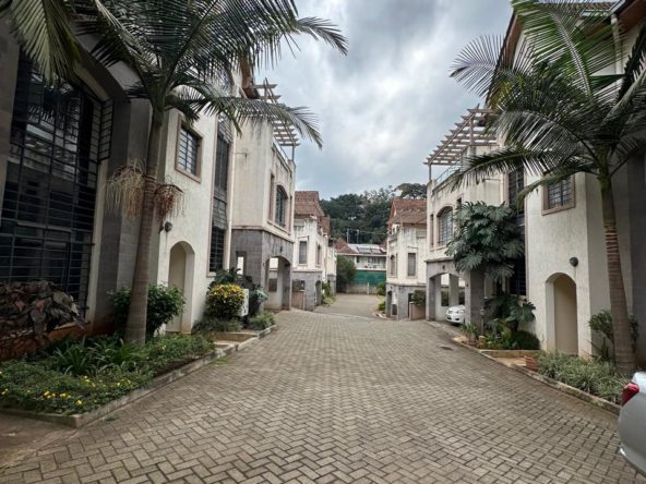 Spacious 5 Bedroom Villa For Sale in Lavington. Has a full backup generator, kids play area, and in a gated community. Asking price: Ksh 62.9M. Musilli Homes