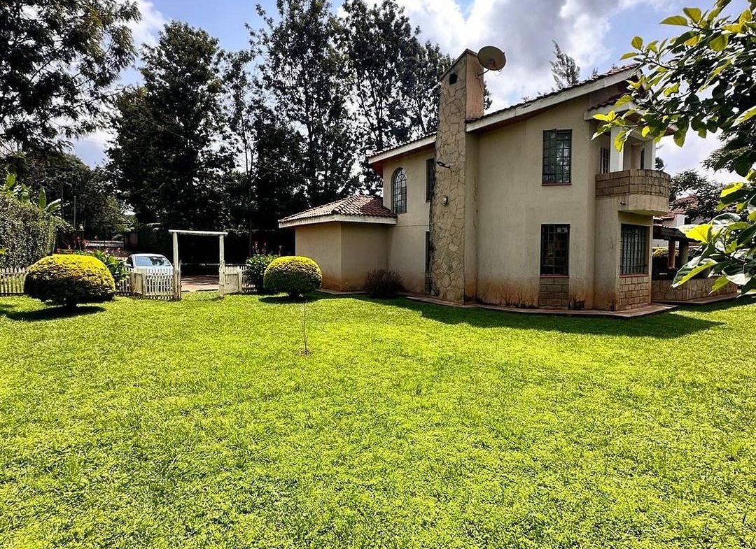 Spacious 4 Bedroom House For Sale in Karen with spacious rooms, lounge area, DSQ and cloak room. Asking price: Ksh 65M. Musilli Homes