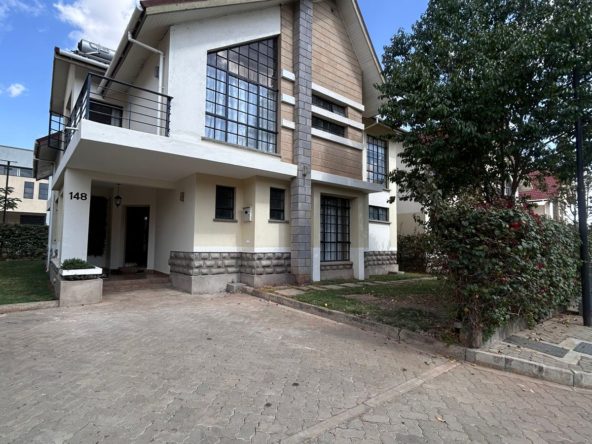Spacious 4 Bedroom House Plus DSQ for Sale in Athi River. Sits on 1/8th Acre, has 5000L water storage, and ample parking. Sale Price: Ksh 15M. Musilli Homes
