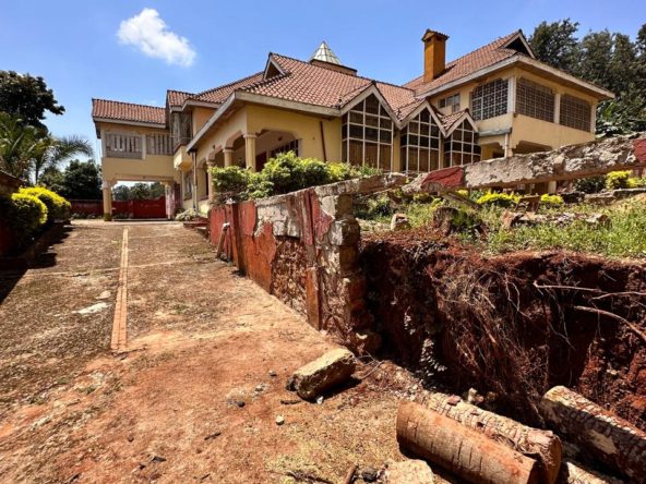 Prime 3/4 Plot for Sale. 800M from kiambu road, ideal for developing apartment and in a prime location. Asking price : Ksh 88M. Musilli Homes