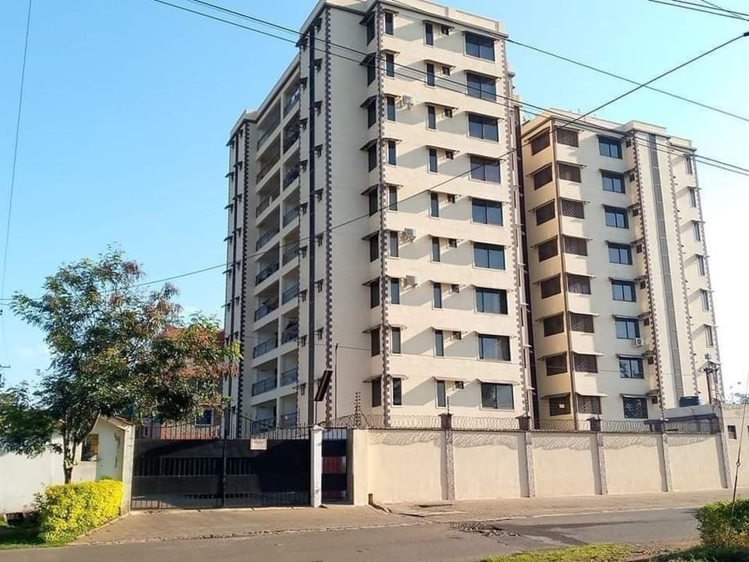 Spacious 2 Bedroom Apartment For Sale in Milimani, Kisumu with 3 bathrooms, open kitchen plan, lift and backup generator. Sale price: Ksh 11.5M. Musilli Homes