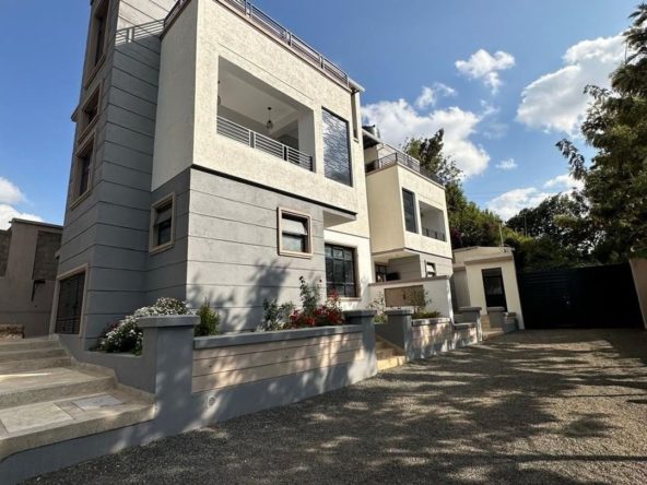 Modern 4 Bedroom Semi Detached Villas for Sale/Let in Ngong, Kibiko with closed kitchen with a pantry, garden,and in a gated community. Sale price: Ksh. 20M. Musilli Homes.