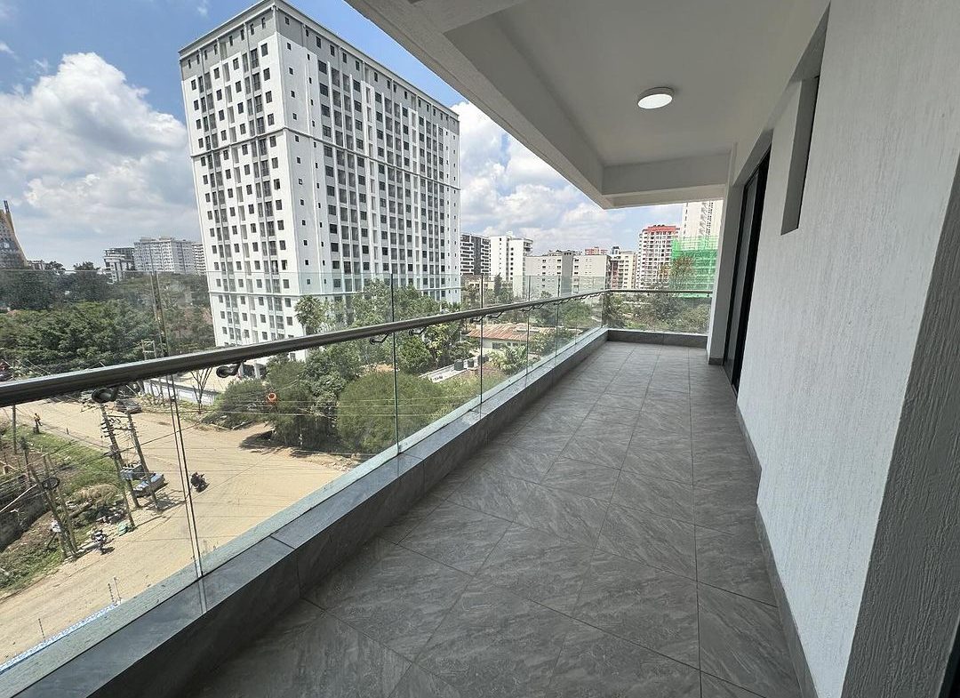 Modern 2 Bedroom Apartment for sale in Kilimani, with a gym, ample parking, swimming pool, cctv and solar powered system. Sale price Ksh. 11.5M. Musilli Homes