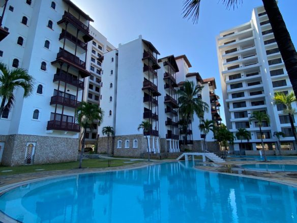 Newly Built 3 and 4 Bedroom Plus DSQ for sale in Nyali. The development features a wide range of top-notch amenities, including an Olympic-sized swimming pool, state-of-the-art gym, business center, and a rooftop entertainment terrace with breathtaking views of the beach. Sale from: Ksh 32Million. Musilli Homes