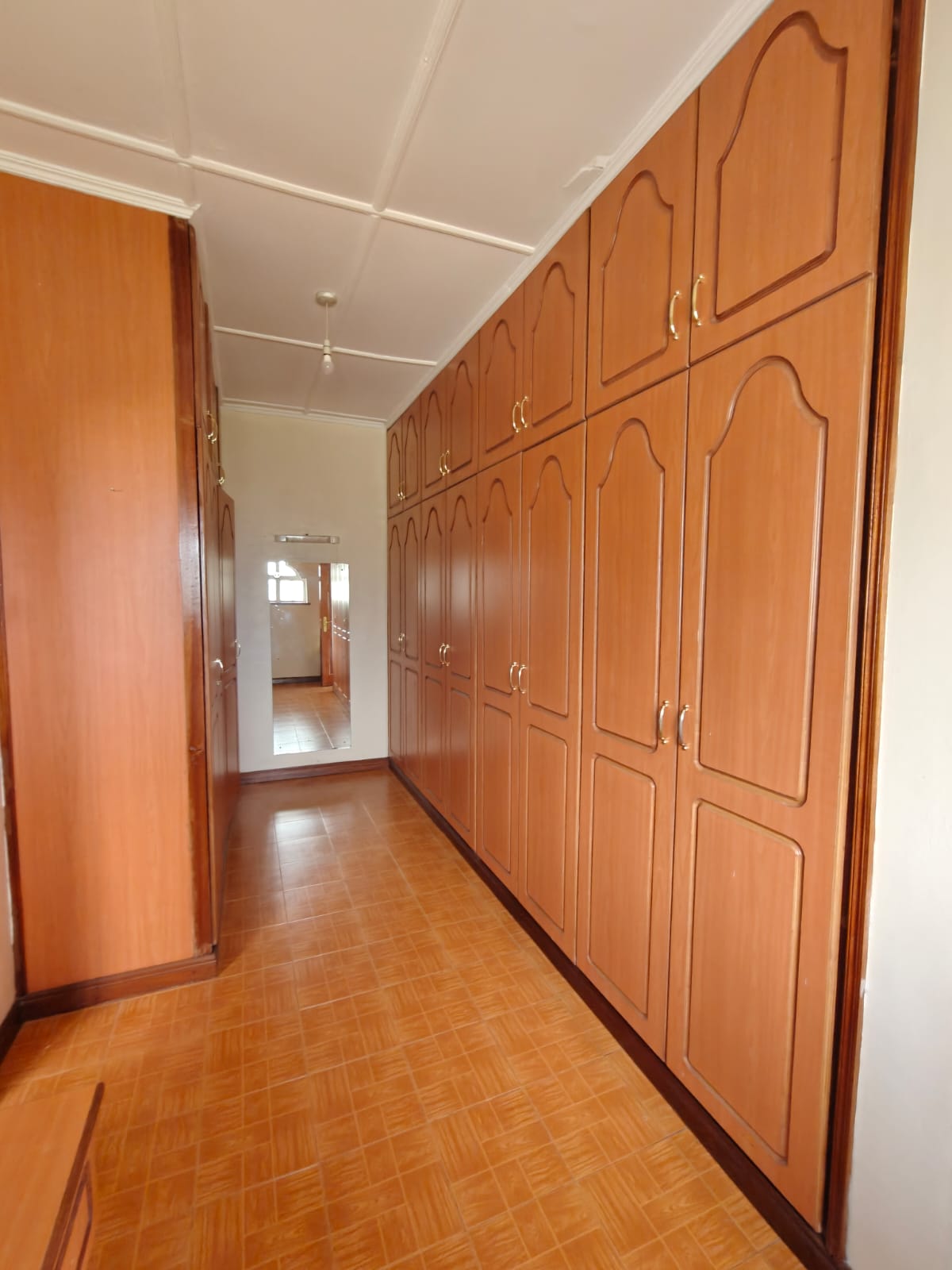 4 bedroom maisonette for rent
