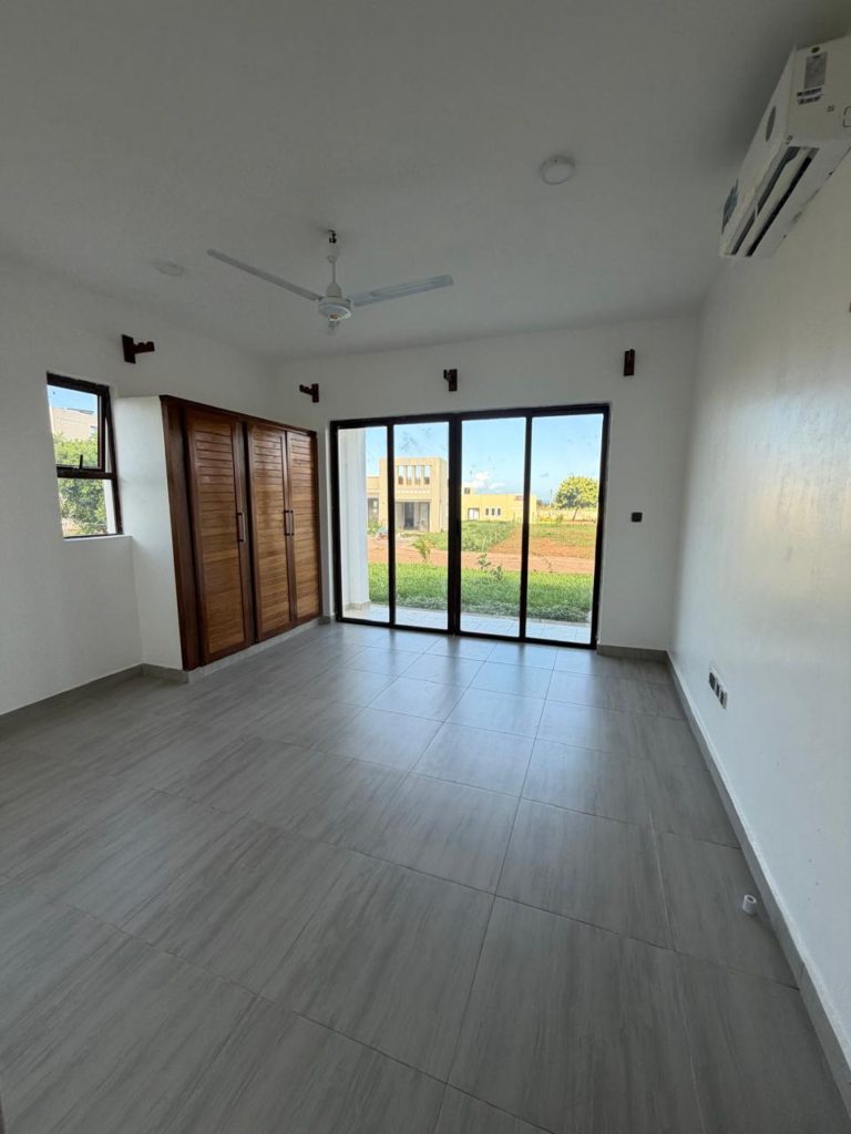 WhatsApp Image 2026 04 16 at 15.03.04