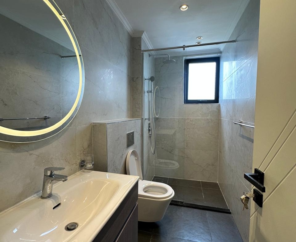 960